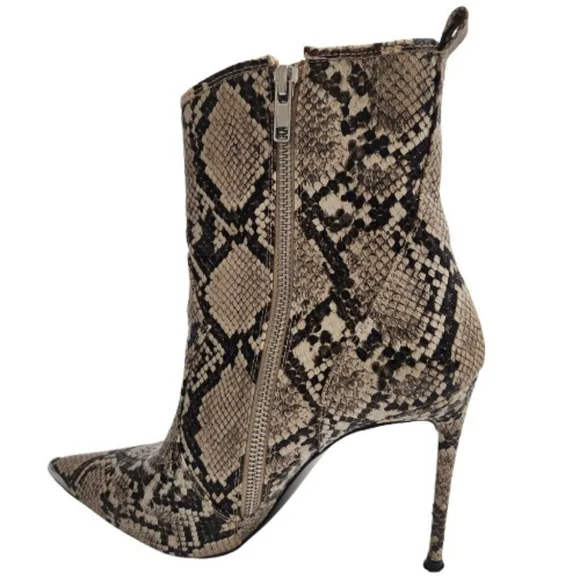 ⬇️Winnie Harlow x Steve Madden Tina Snakeskin Stiletto Boots - Picture 8 of 14